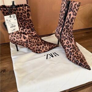 Zara Leopard Print Stiletto Ankle Boots Size 7.5 NWT